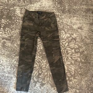 Blue Spice camo jeans.